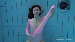 Pink swimsuit stunner with tatts Roxalana Cheh underwater