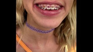 Youthfull Blonde Chick Khloe Kapri Flashes Her Arse In Public Before Van Sucky-sucky POV